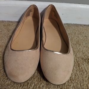 Blush flats